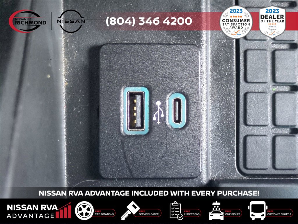 Used 2022 Ford Expedition Limited image 24