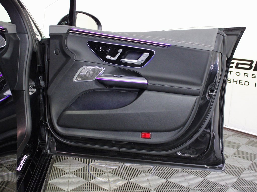 Certified 2024 Mercedes-Benz EQE 350+ 4MATIC Sedan w/ Pinnacle Trim Package image 33
