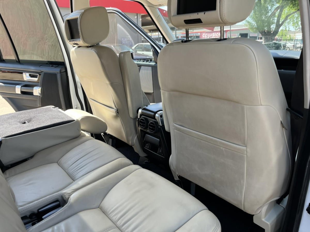 Used 2015 Land Rover LR4 HSE LUX AWD/4WD image 27