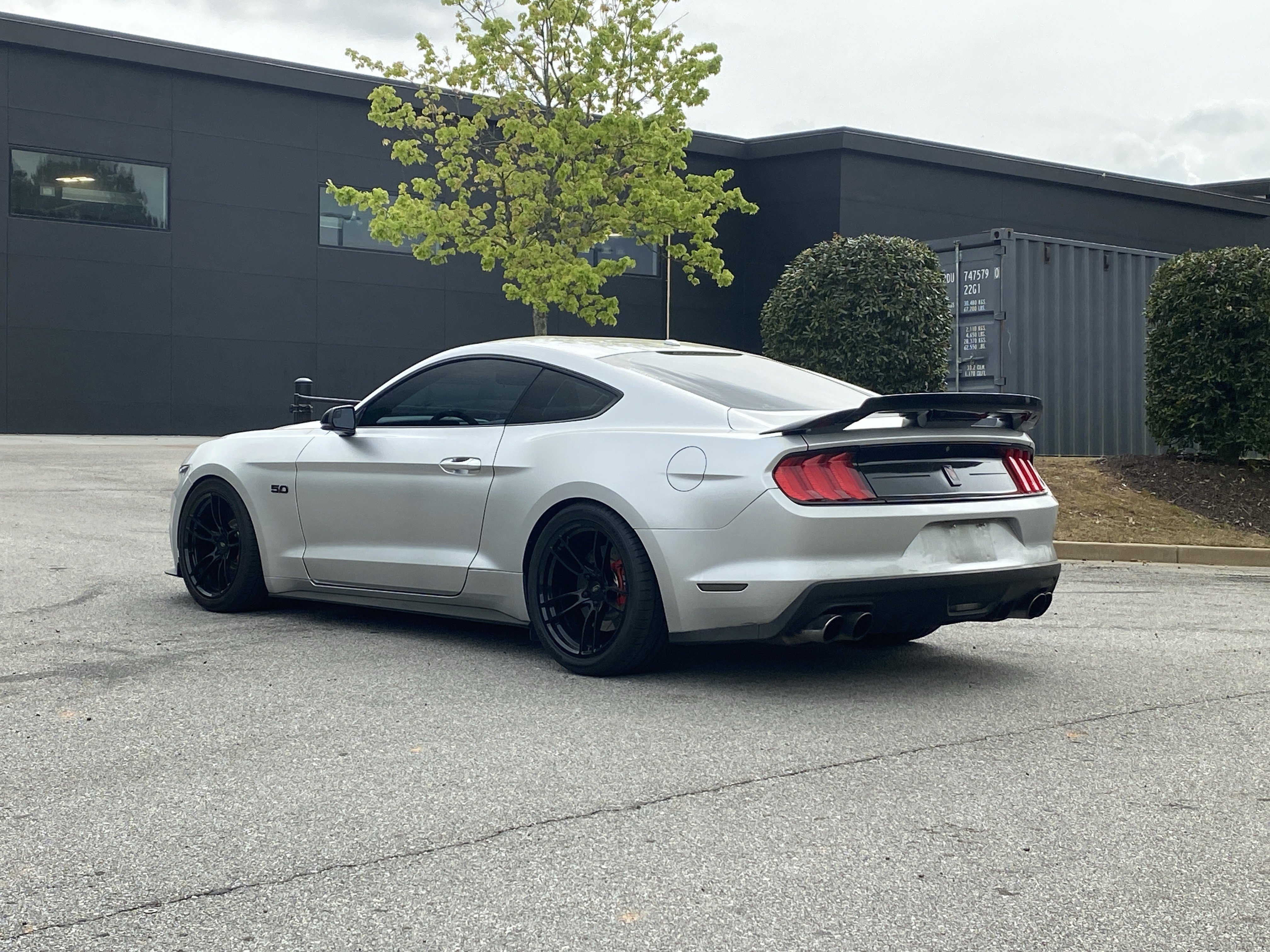 Used 2016 Ford Mustang GT Premium image 14