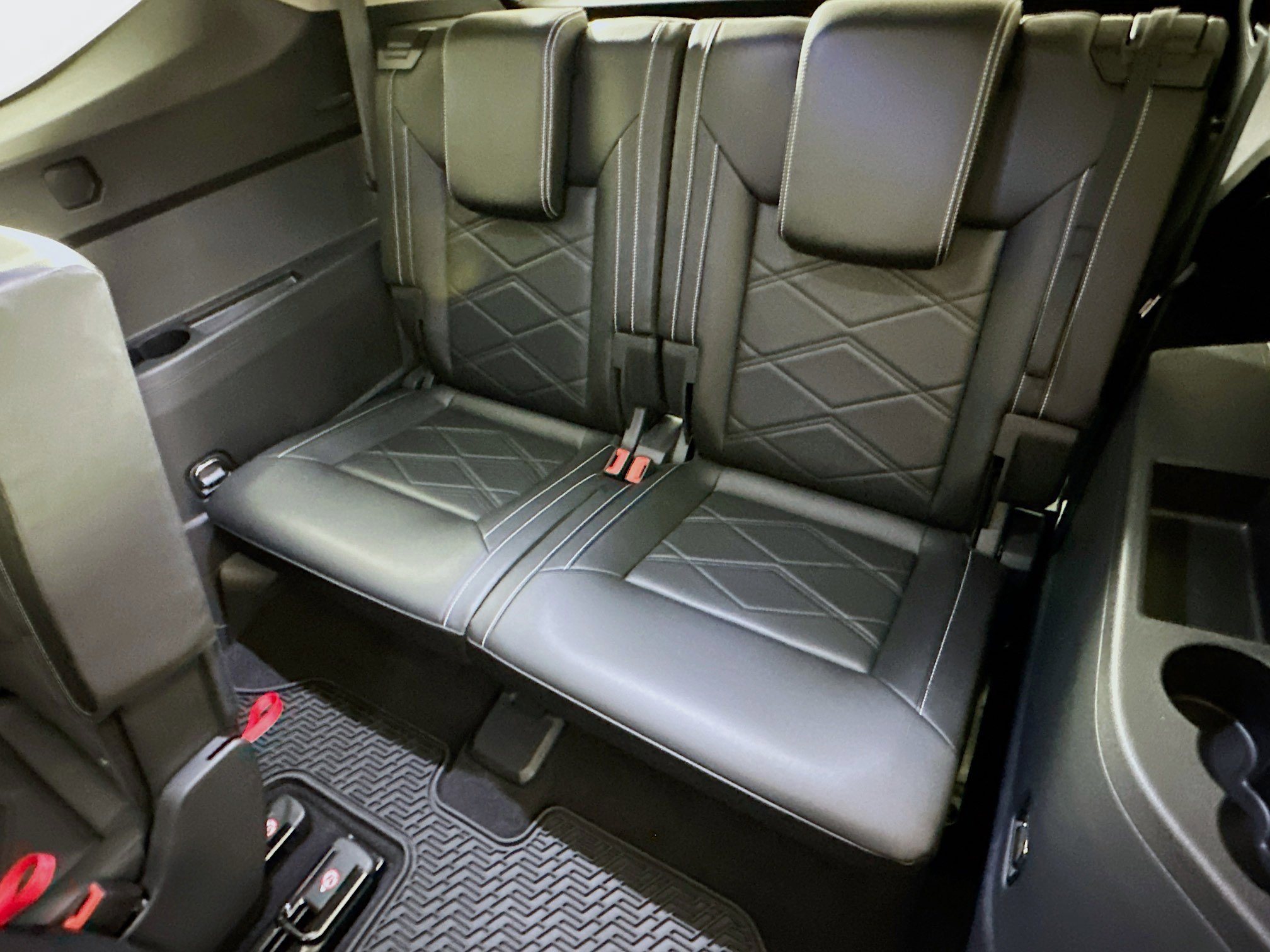 Used 2024 Volkswagen Atlas SE image 29