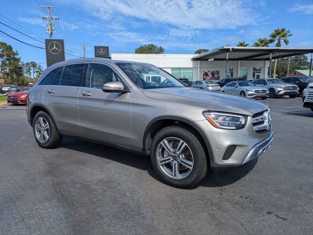 Used 2022 Mercedes-Benz GLC 300 image 2