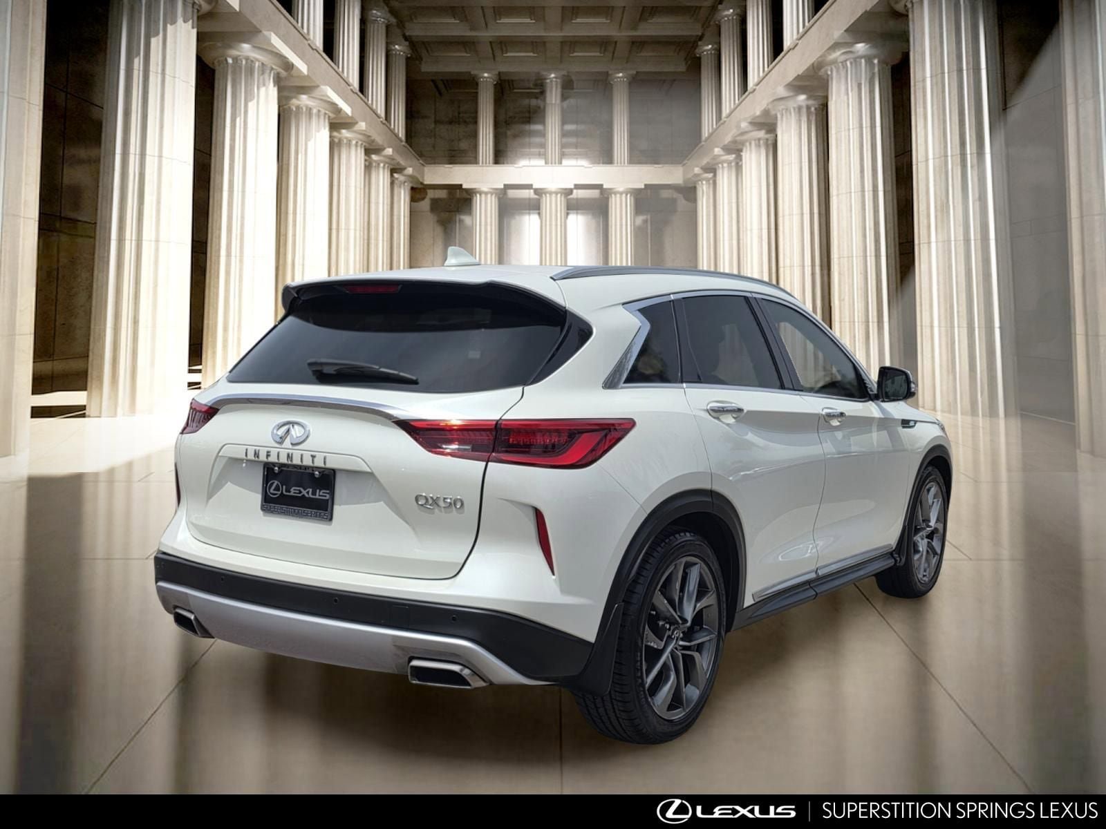 Used 2021 INFINITI QX50 Autograph w/ Premium White Leather Package FWD image 4
