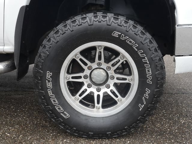 Used 2007 Chevrolet Silverado 2500 LT w/ Heavy-Duty Power Package AWD/4WD image 8