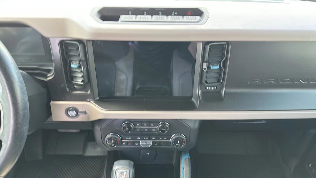 Used 2022 Ford Bronco Wildtrak AWD/4WD image 14