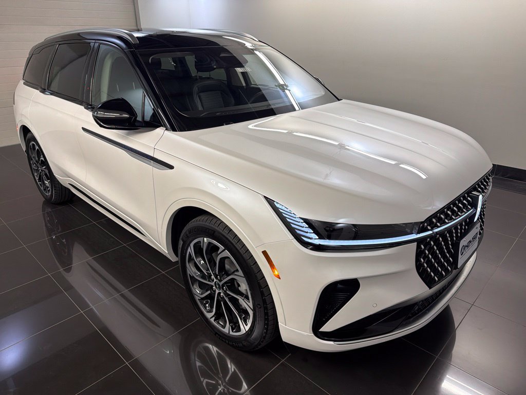 New 2026 Lincoln Nautilus Reserve AWD/4WD image 1