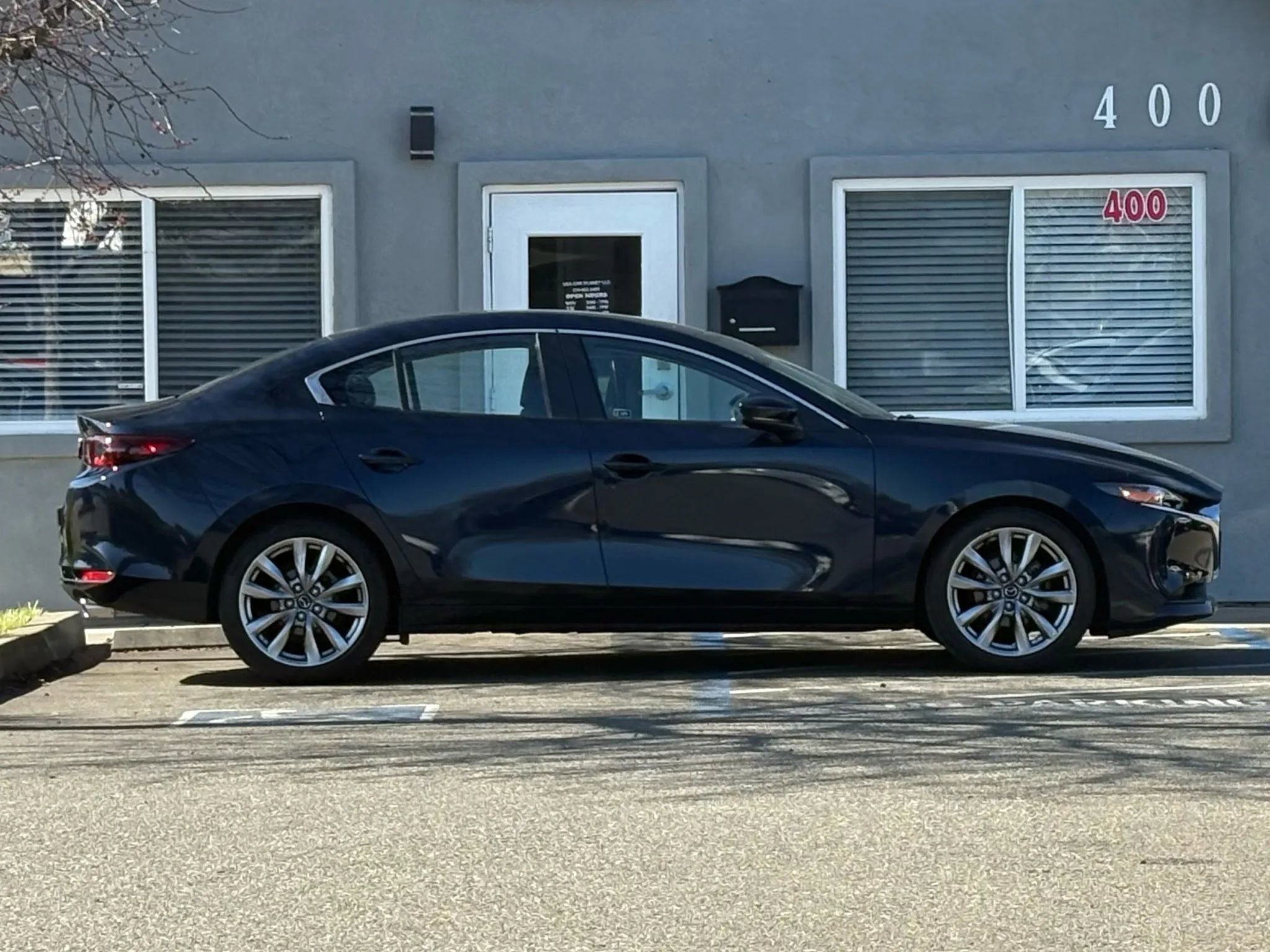 Used 2021 MAZDA MAZDA3 s image 4