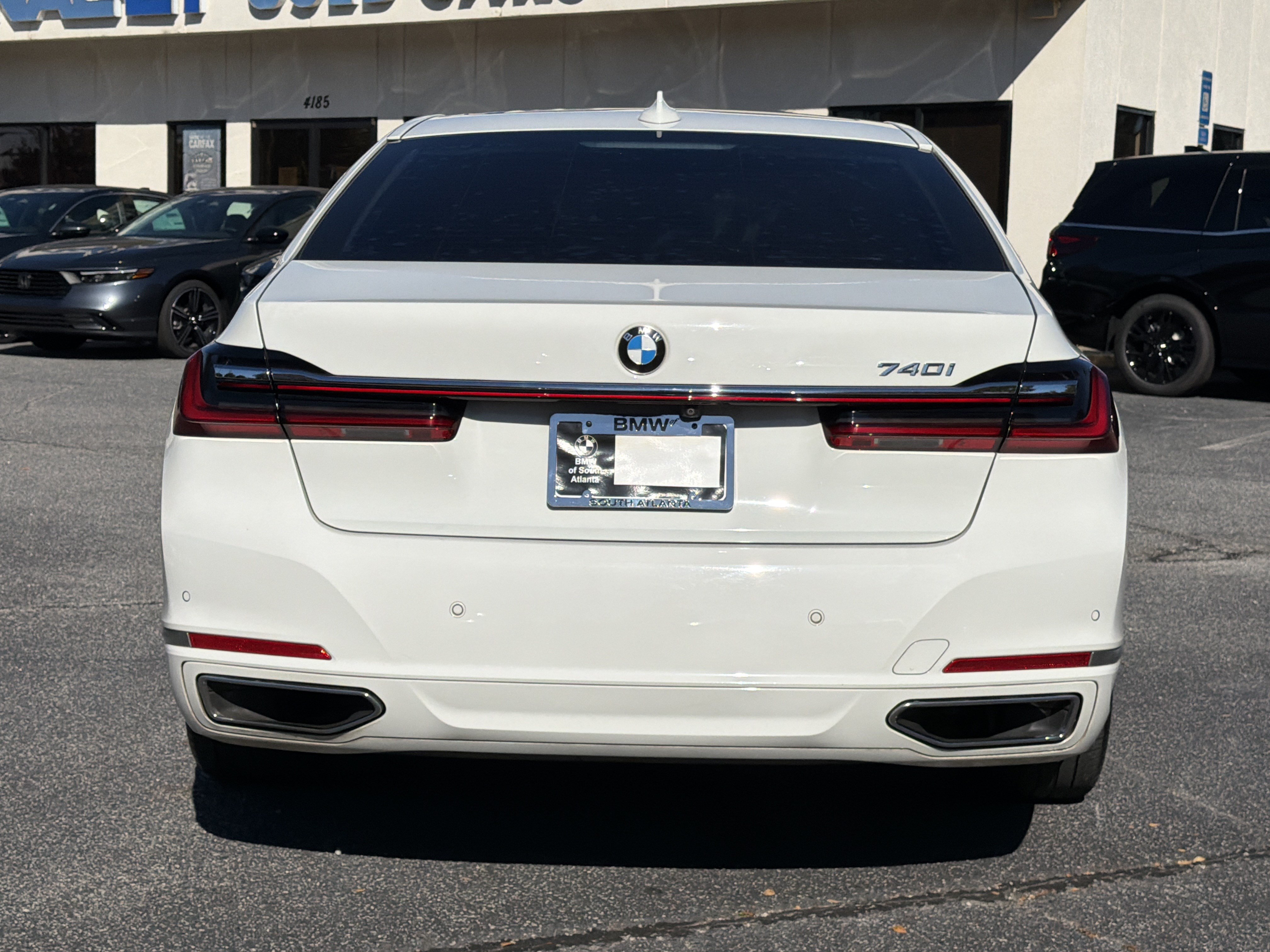 Used 2021 BMW 740i w/ Luxury Rear Seating Package RWD image 26