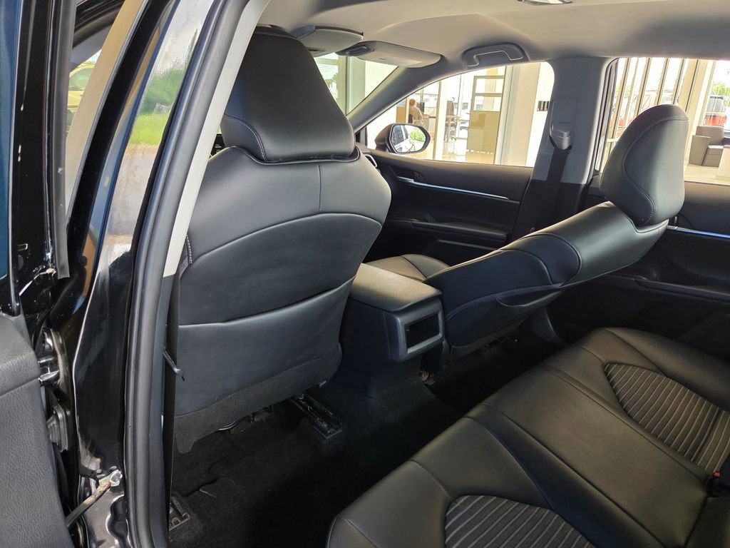 Used 2024 Toyota Camry SE FWD image 16