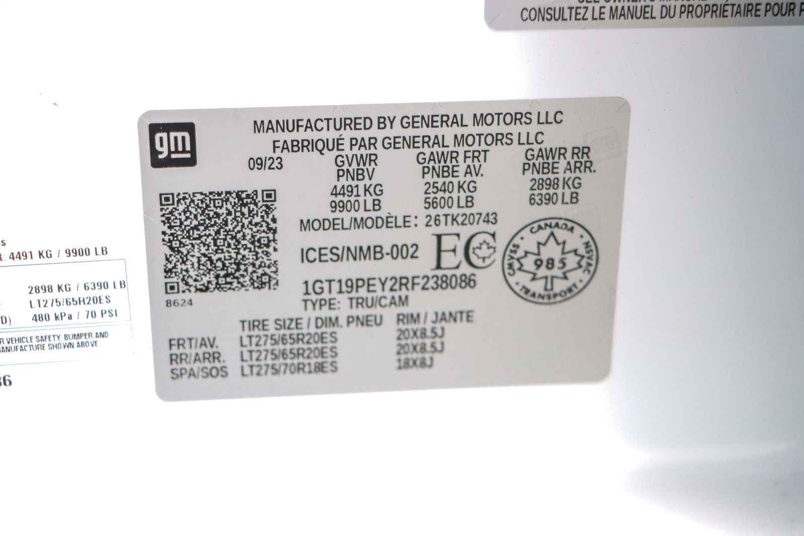 Used 2024 GMC Sierra 2500 AT4 w/ AT4 Premium Plus Package image 37