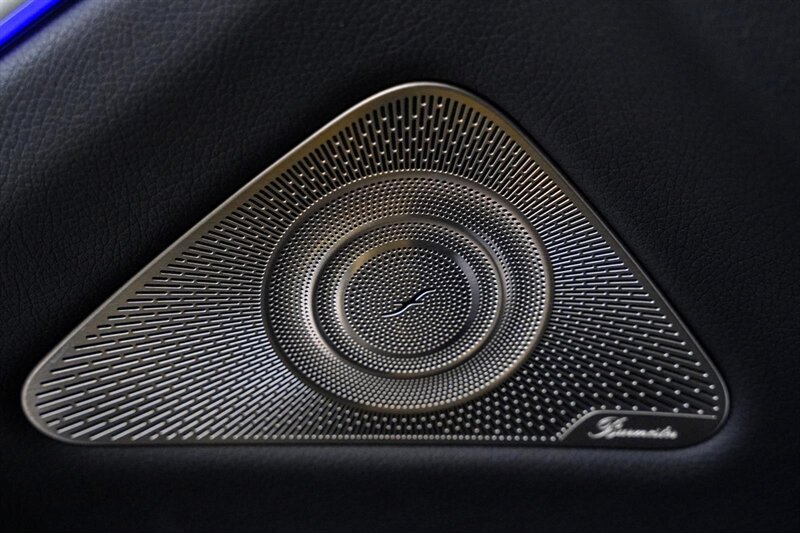 Used 2022 Mercedes-Benz S 500 4MATIC w/ AMG Line Package image 15