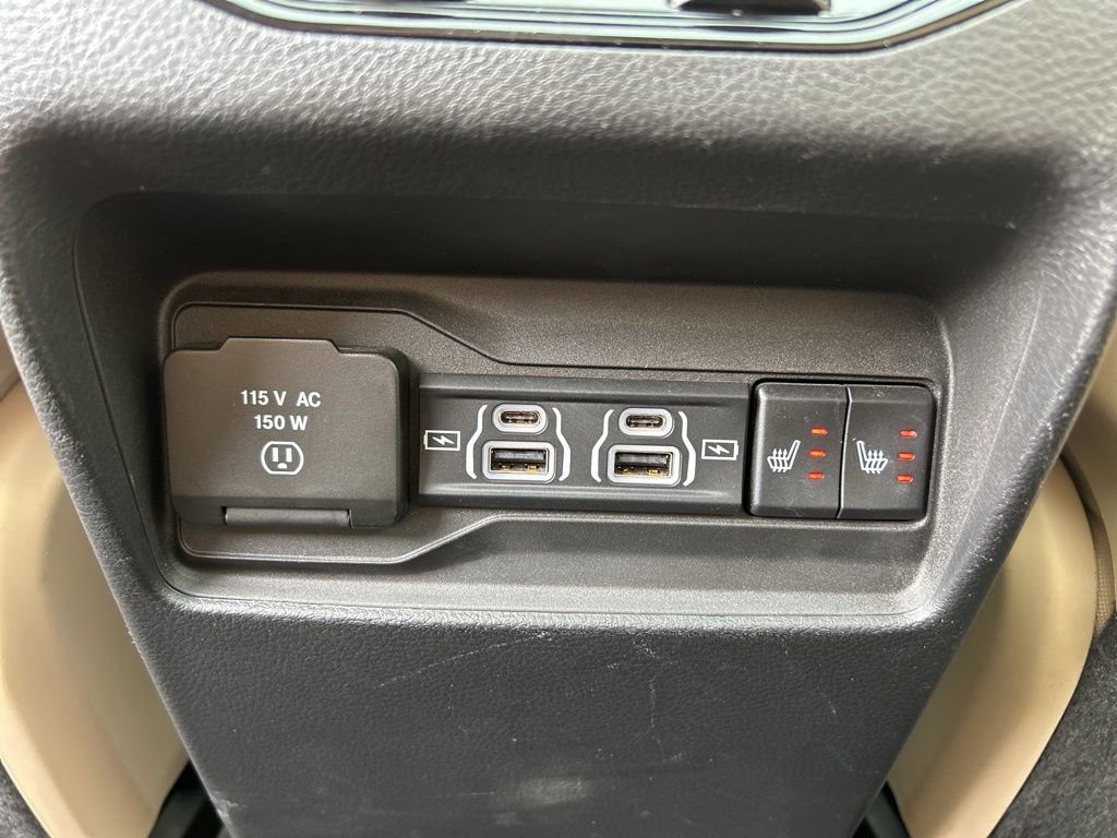 Used 2023 Jeep Grand Cherokee Limited w/ Luxury Tech Group II image 45