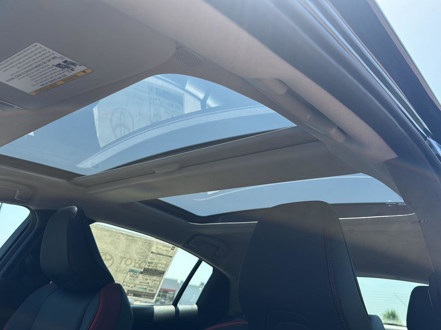 New 2025 Toyota Prius Plug-In Hybrid image 27