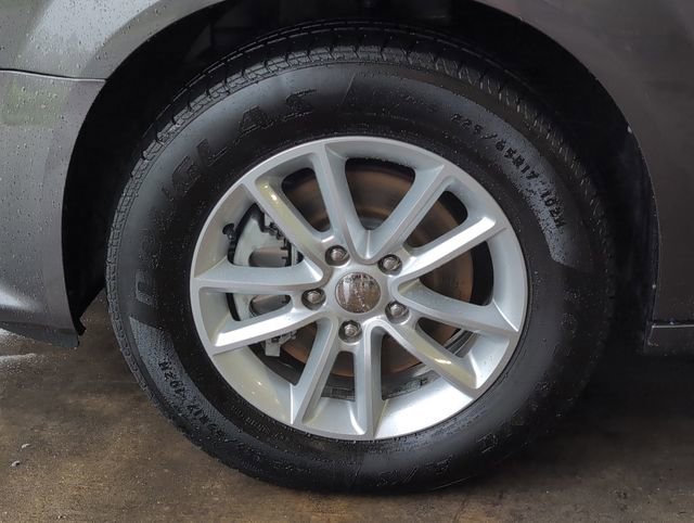 Used 2020 Dodge Grand Caravan SXT FWD image 24