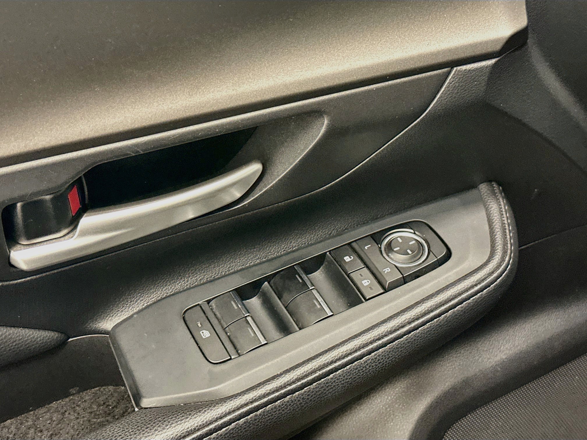 Used 2025 Toyota Grand Highlander AWD image 15