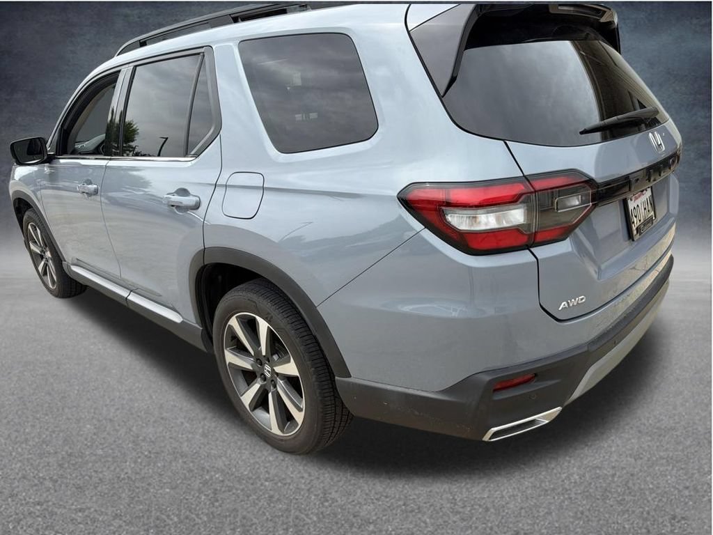 Used 2024 Honda Pilot Elite image 18