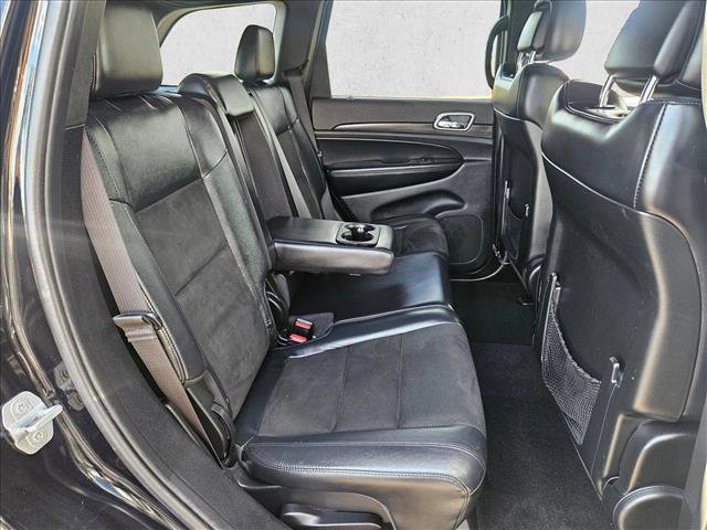 Used 2019 Jeep Grand Cherokee Altitude image 18