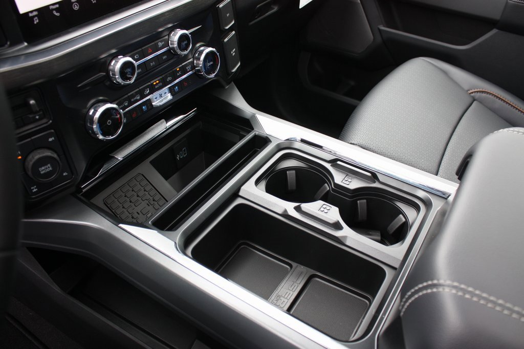 New 2025 Ford F250 Lariat w/ Lariat Ultimate Package image 32