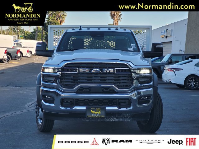 New 2026 RAM 5500 Tradesman w/ Chrome Appearance Group RWD image 2