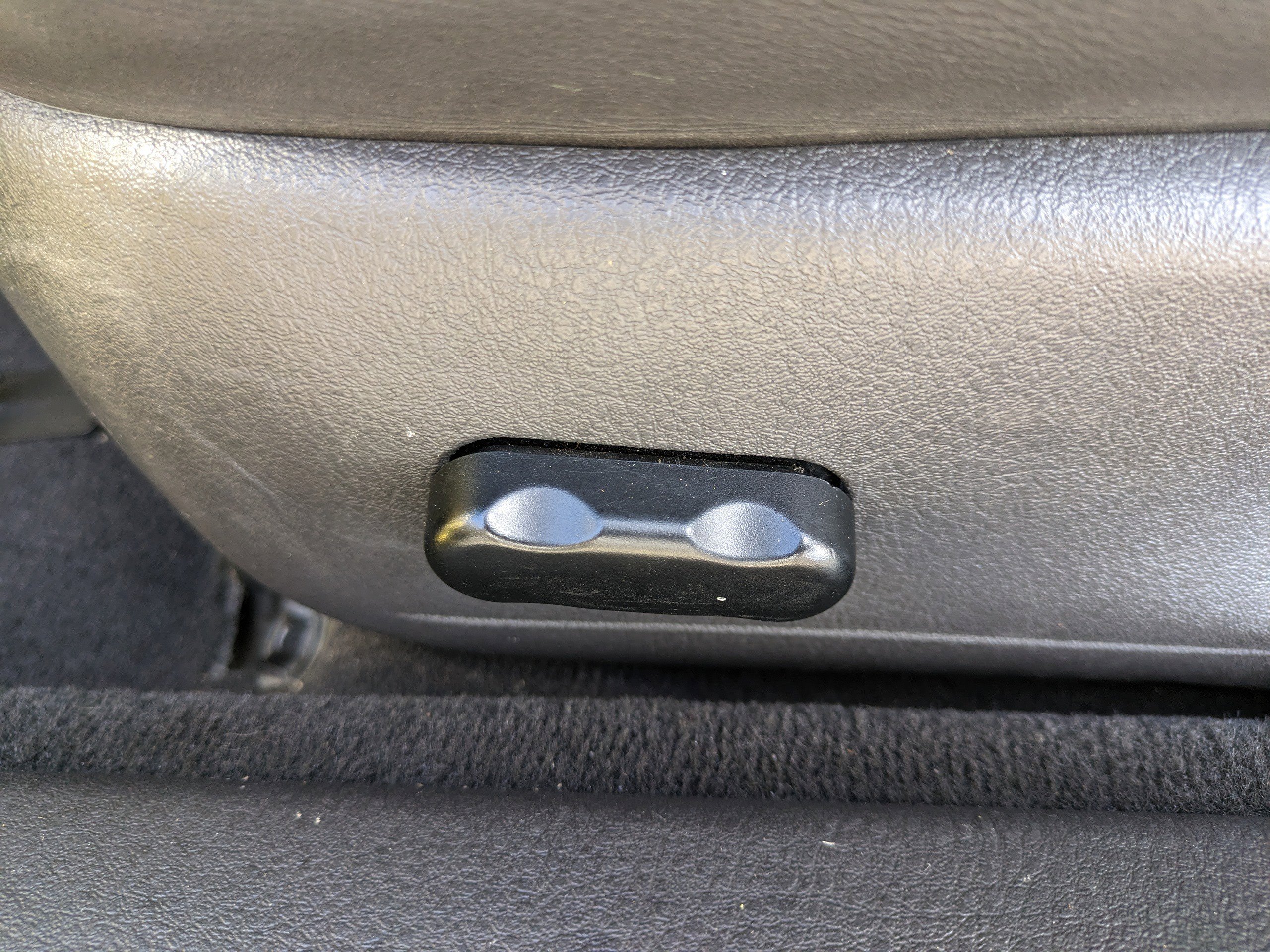 Used 2002 Ford Thunderbird RWD image 15
