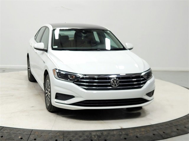 Used 2019 Volkswagen Jetta SEL image 2