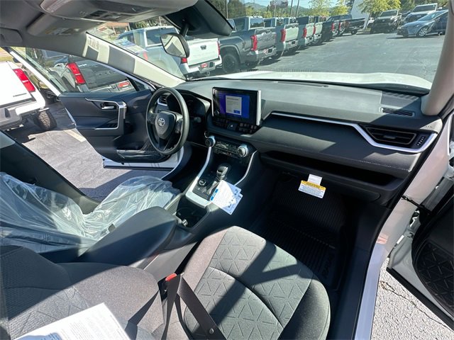 New 2025 Toyota RAV4 XLE w/ Convenience Package image 33