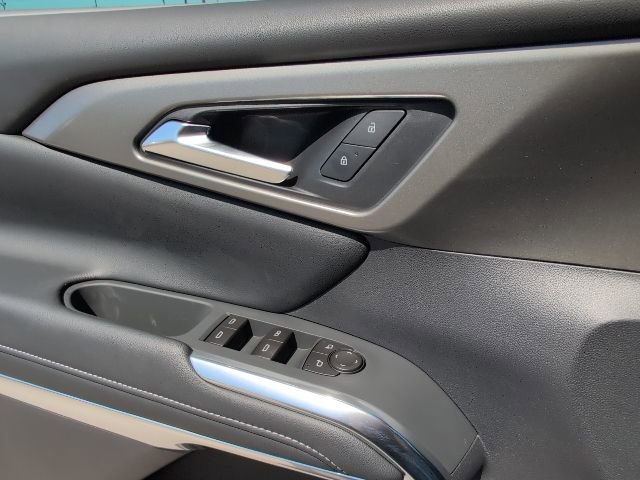 New 2026 Chevrolet Traverse LT w/ Driver Confidence Package image 19