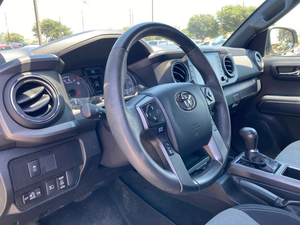 Certified 2023 Toyota Tacoma TRD Sport w/ Technology Package AWD/4WD image 9