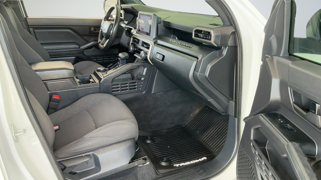 Used 2024 Toyota Tacoma SR AWD/4WD image 24