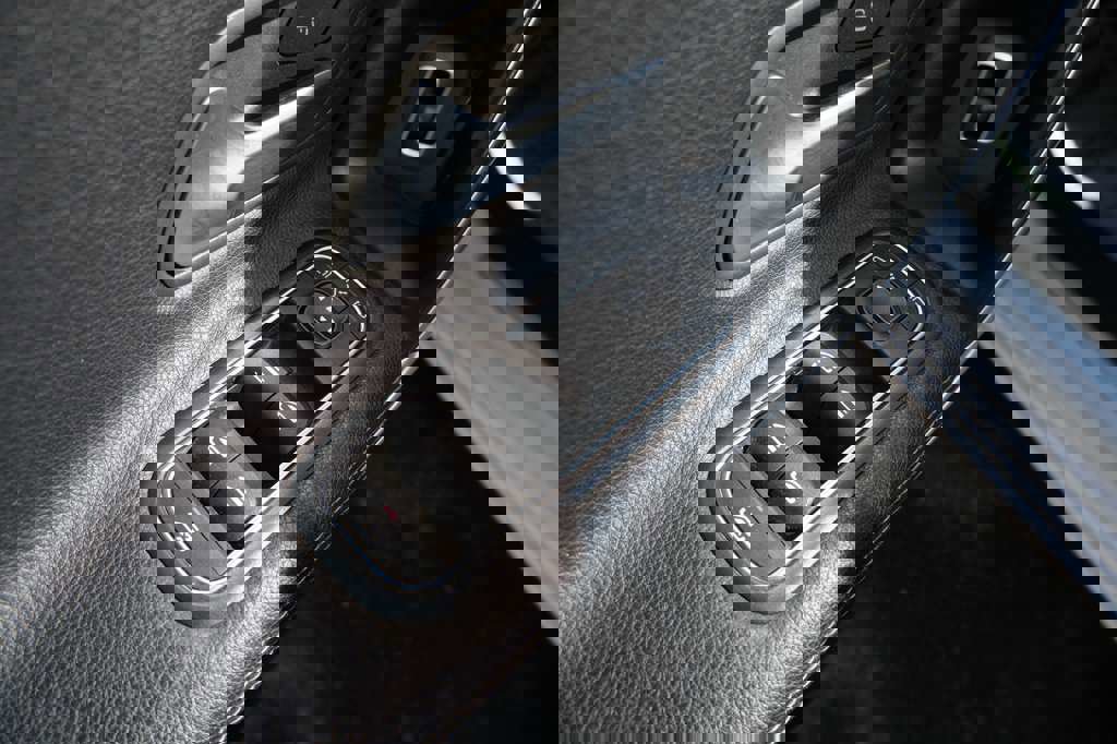 Used 2019 Mercedes-Benz A 220 4MATIC w/ Driver Assistance Package image 19