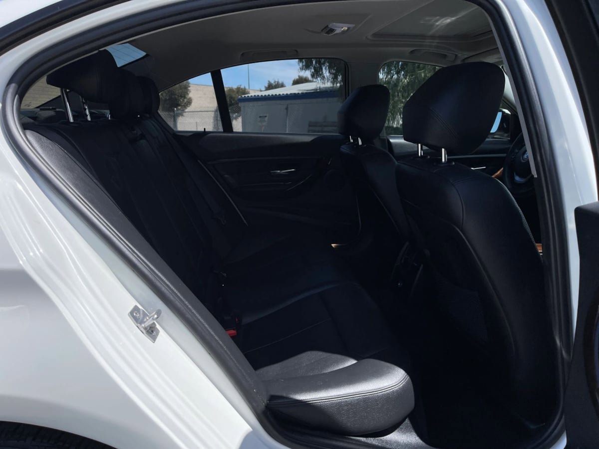 Used 2014 BMW 328i Sedan RWD image 24