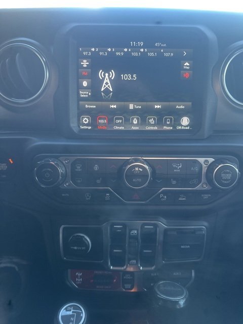 Used 2020 Jeep Gladiator Rubicon image 11