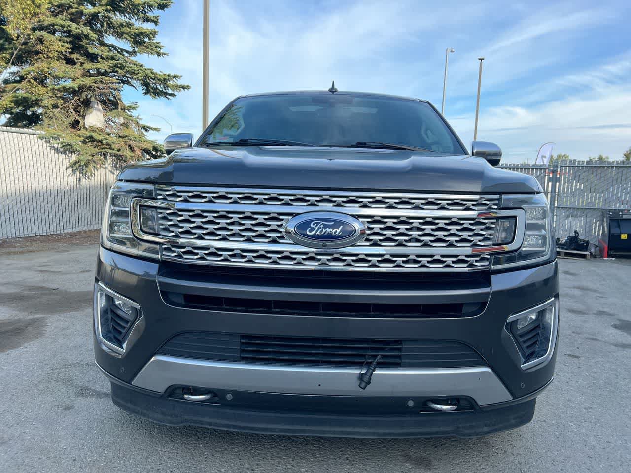 Used 2019 Ford Expedition Max Platinum AWD/4WD image 29