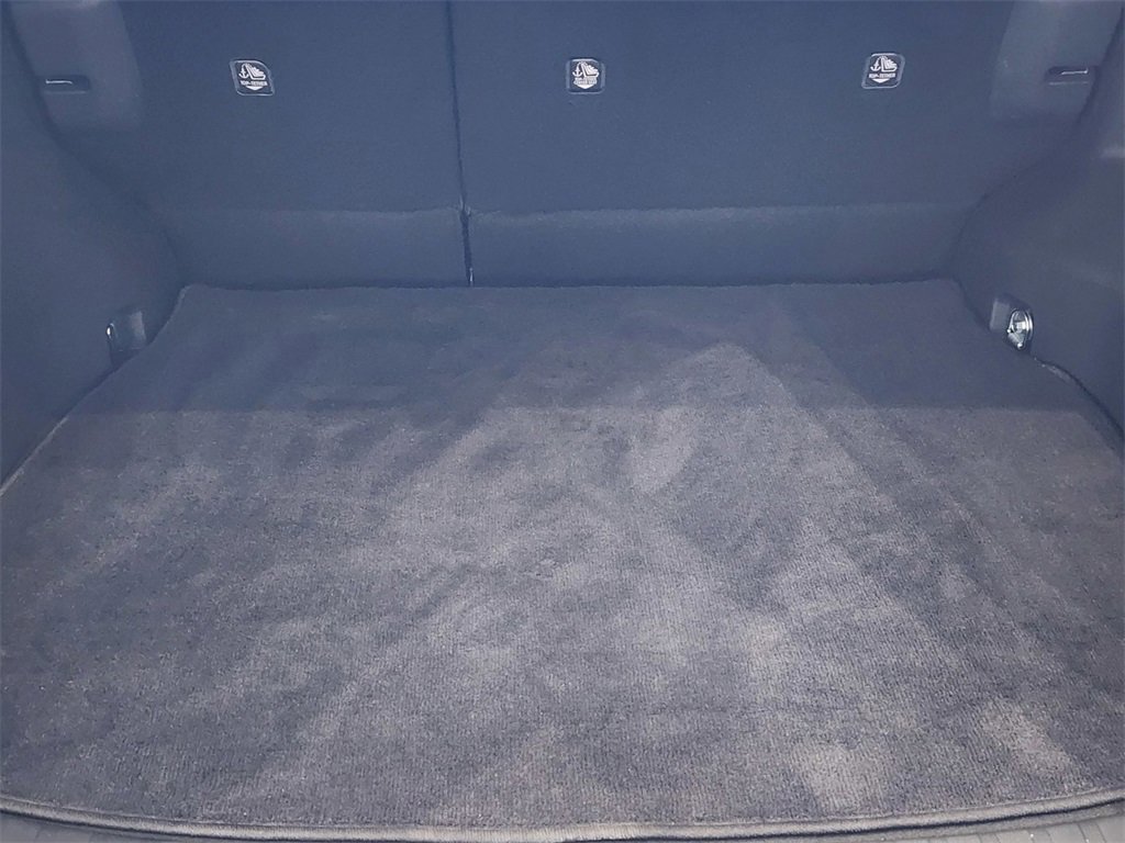 Used 2023 Toyota RAV4 XLE Premium image 10