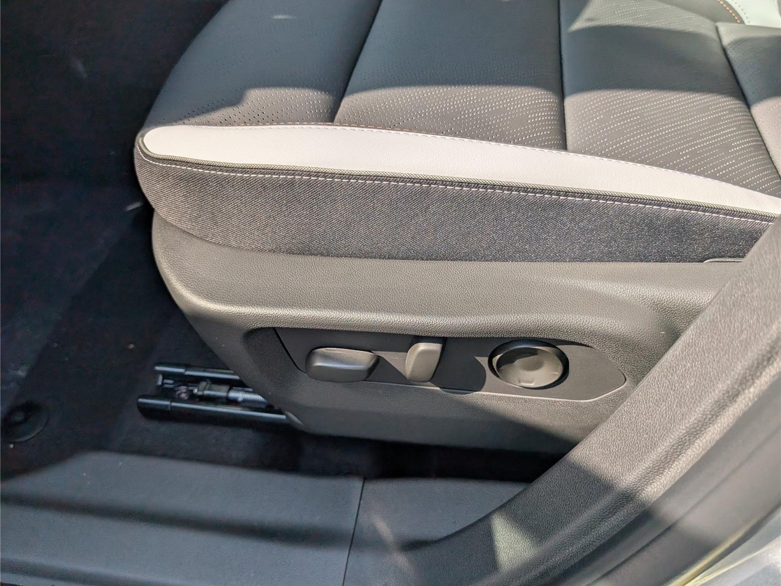 New 2026 Buick Envision Sport Touring AWD/4WD image 18
