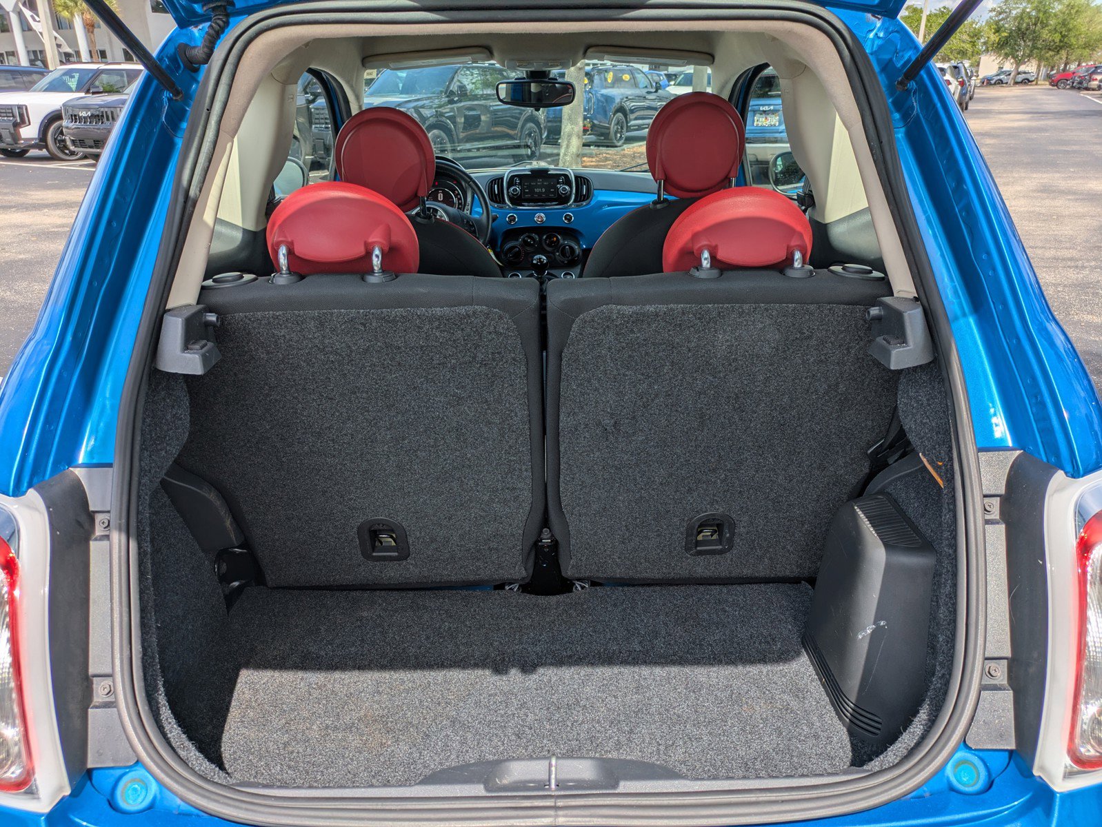 Used 2017 FIAT 500 Pop image 9