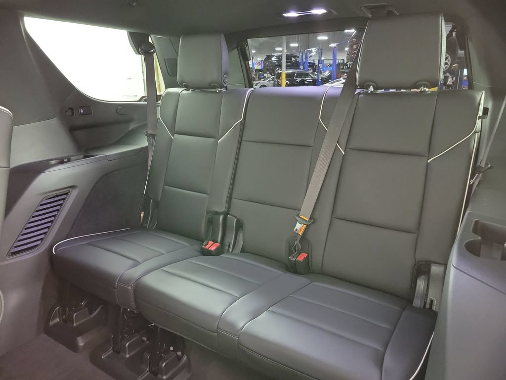 Certified 2022 Cadillac Escalade Sport AWD/4WD image 11