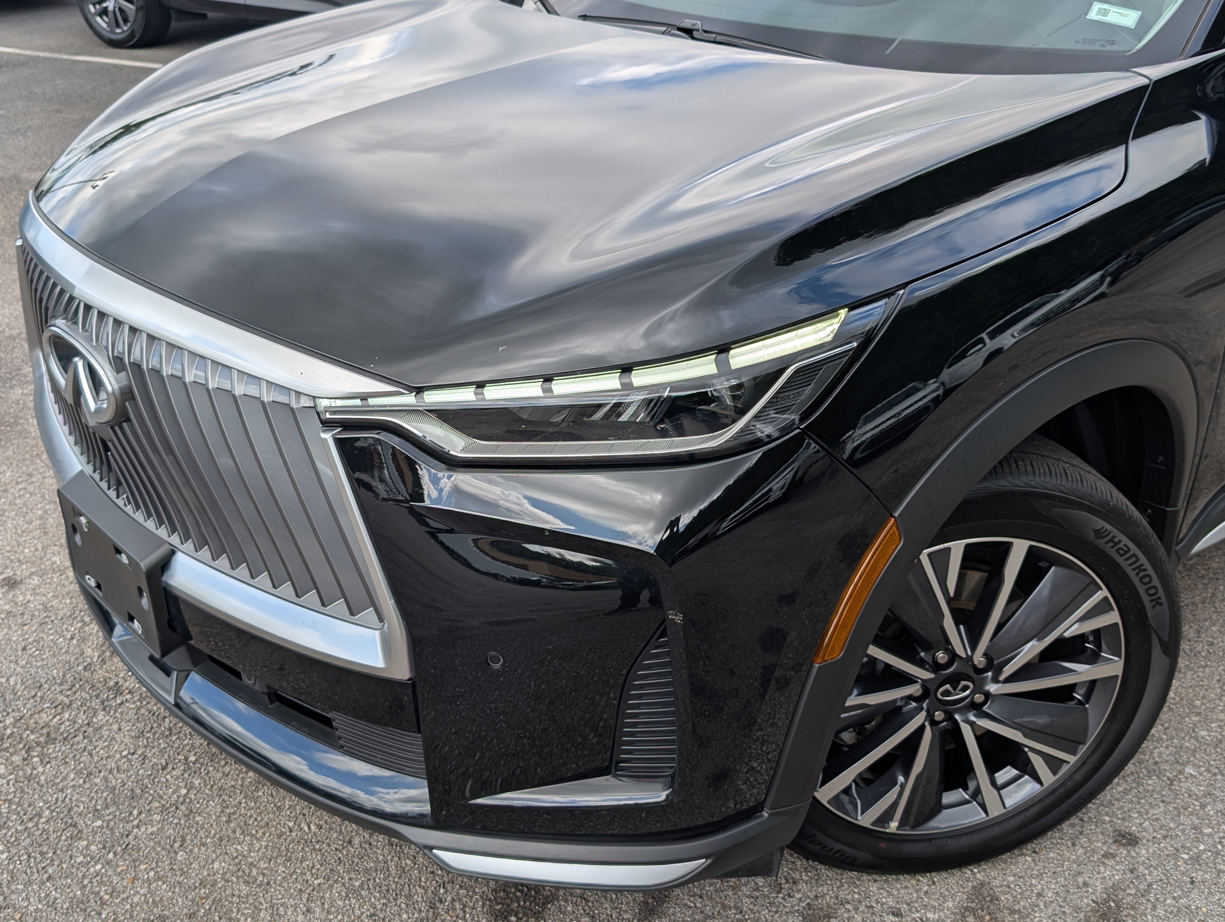 Used 2026 INFINITI QX60 Luxe w/ Cargo Package FWD image 13
