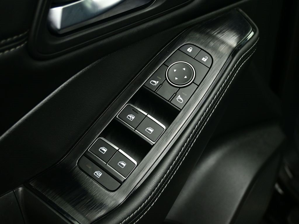 Used 2023 Nissan Rogue SL w/ SL Premium Package image 18