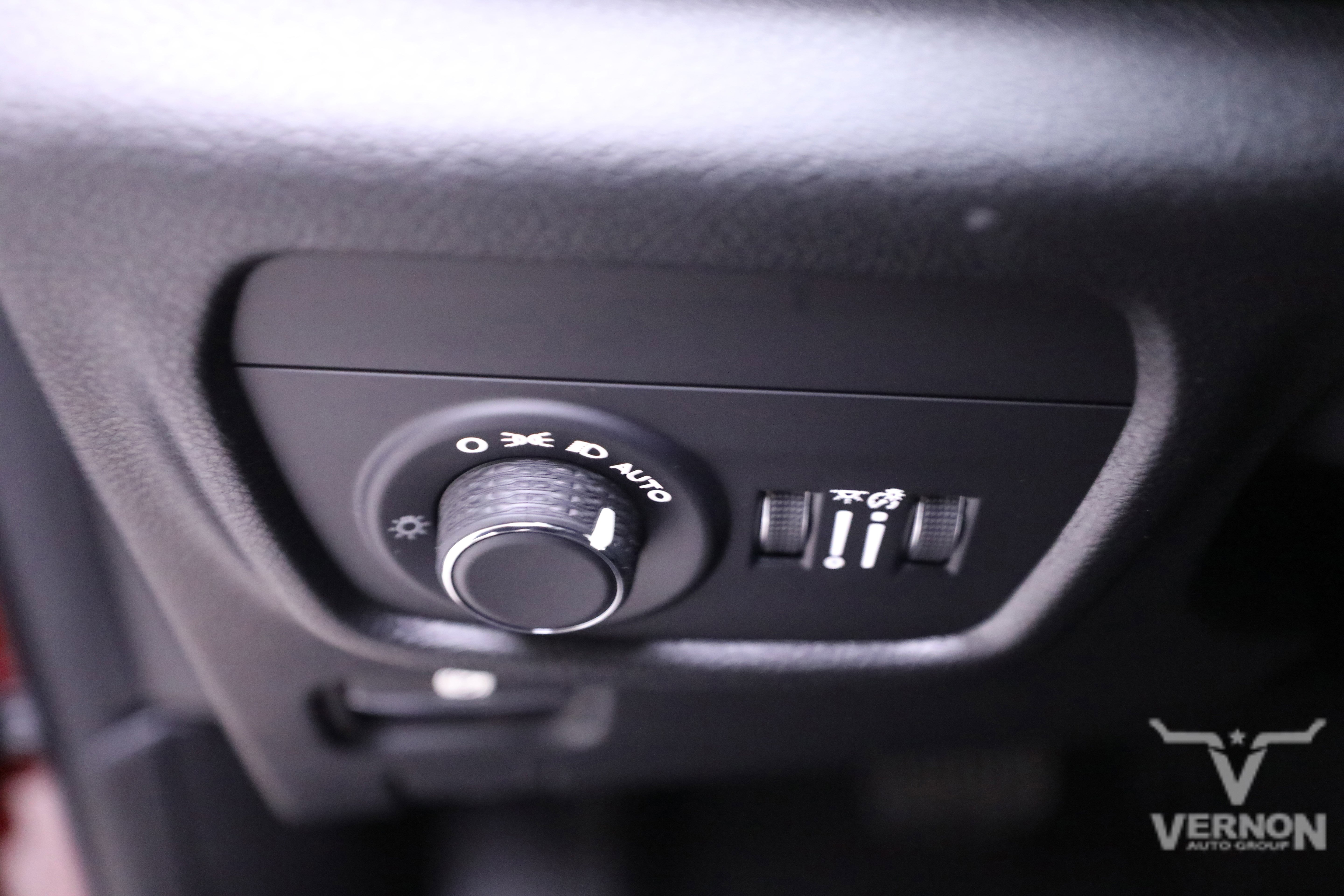 New 2025 Jeep Grand Cherokee Laredo X image 16