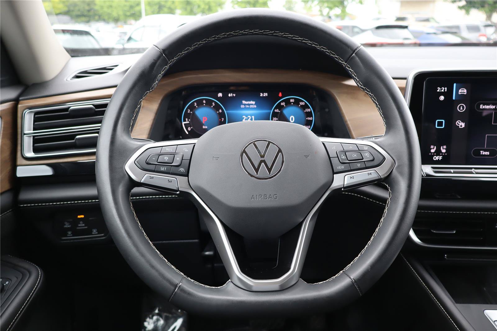 Certified 2024 Volkswagen Atlas SE AWD/4WD image 14