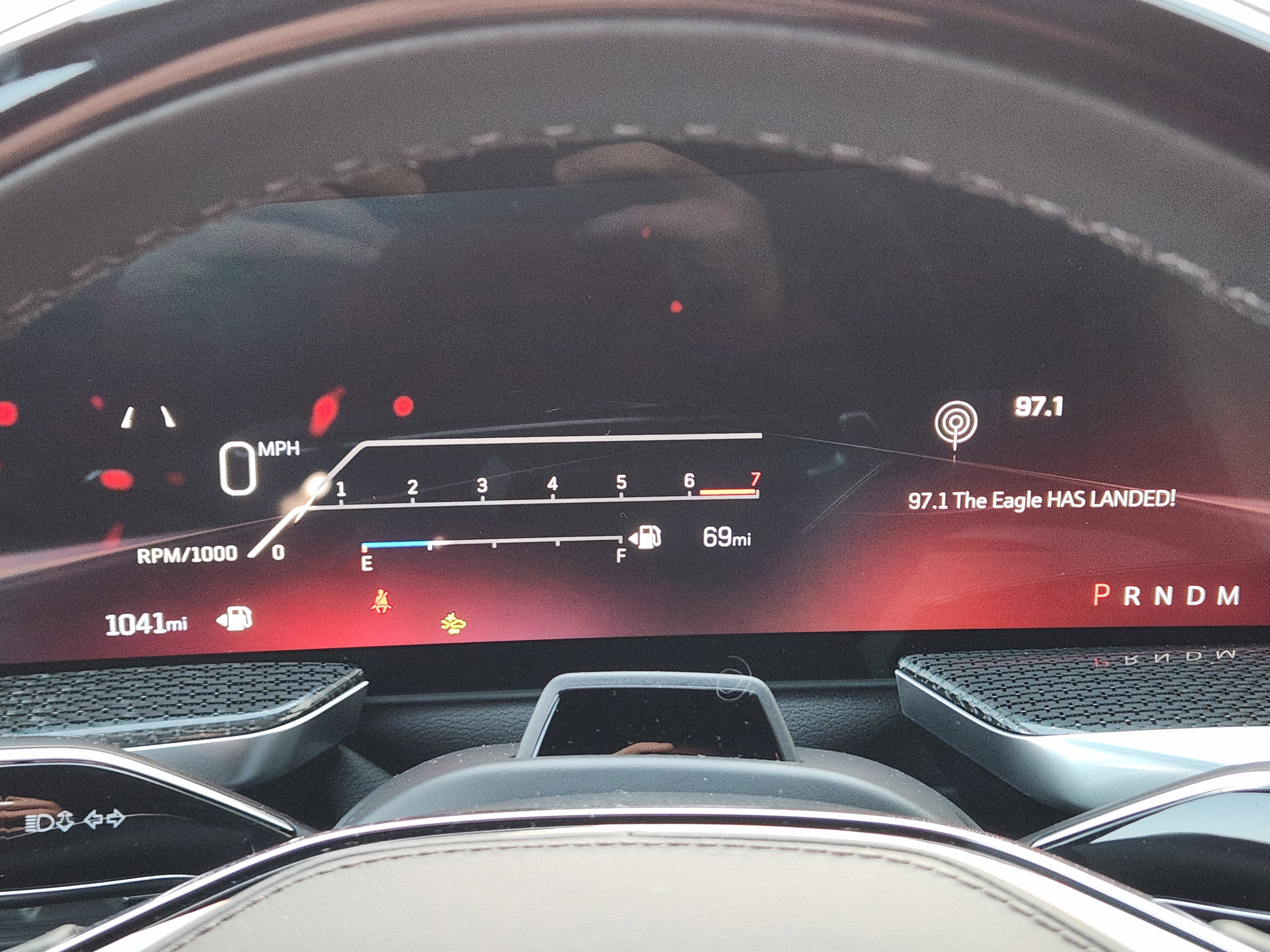 Used 2025 Cadillac Escalade V w/ LPO, ONYX Package image 15