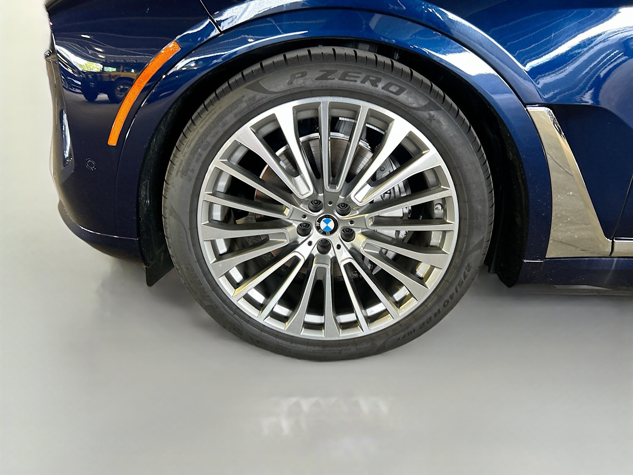 Used 2026 BMW X7 xDrive40i w/ Dynamic Handling Package image 35