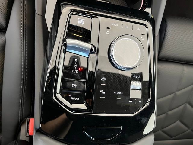 New 2026 BMW 530i xDrive w/ Premium Package AWD/4WD image 18