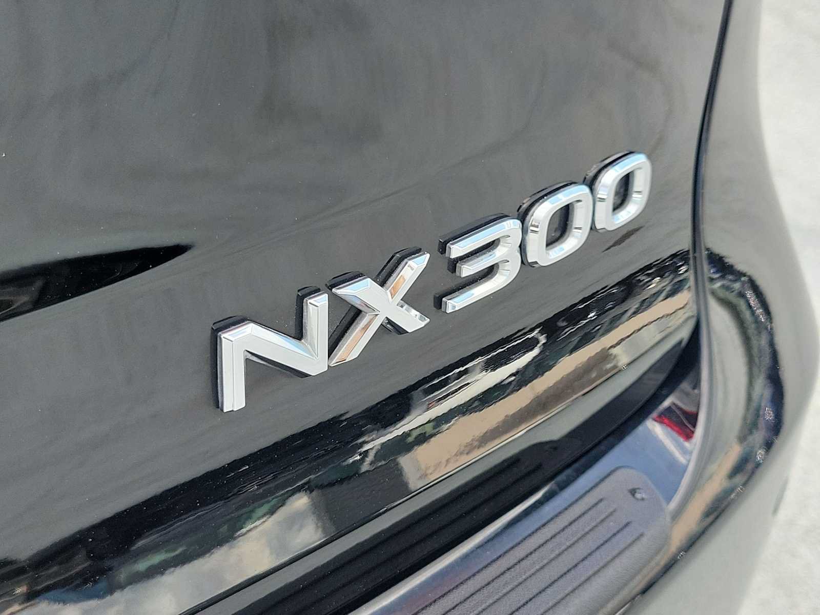 Used 2019 Lexus NX 300 F Sport w/ F Sport Premium Package FWD image 11