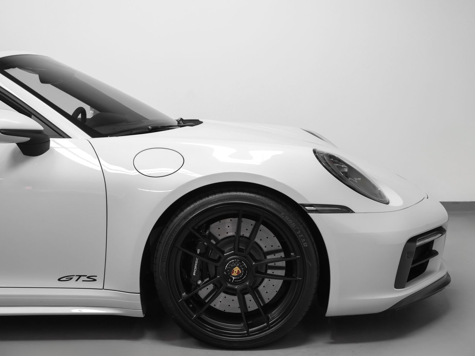 Certified 2023 Porsche 911 Carrera GTS RWD image 17