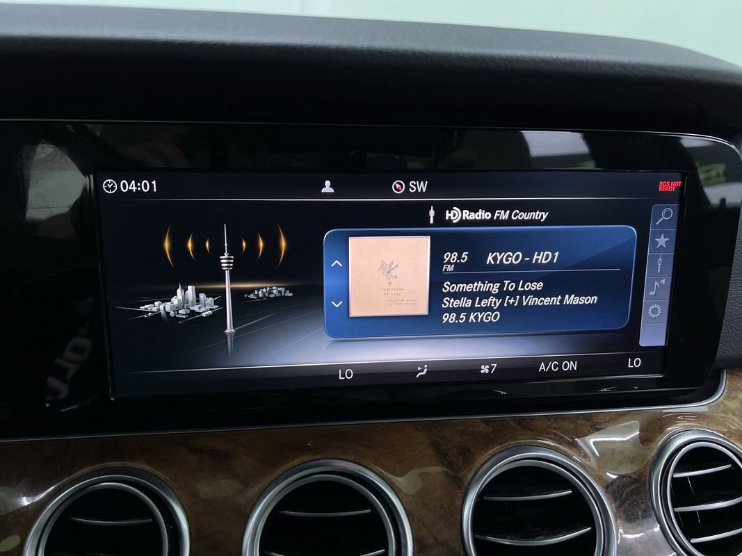 Used 2018 Mercedes-Benz E 300 w/ Premium 1 Package image 20