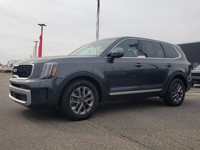 Certified 2023 Kia Telluride LX image 8