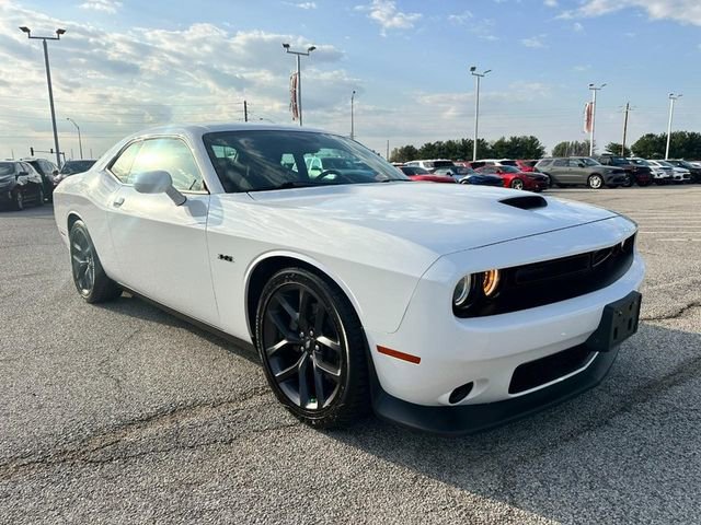 Used 2023 Dodge Challenger R/T w/ Blacktop Package image 8