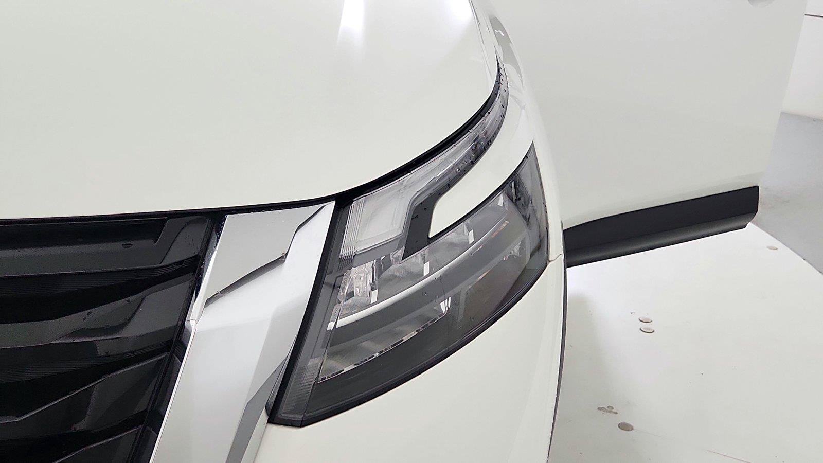 Certified 2025 Nissan Pathfinder SV FWD image 37